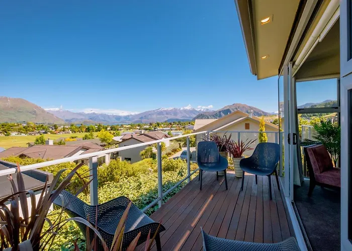 Kings View - Holiday home Wanaka
